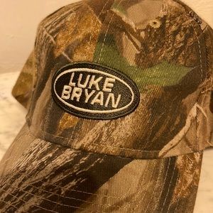 Luke Bryan Camo Hat. Velcro Snap. Realtree